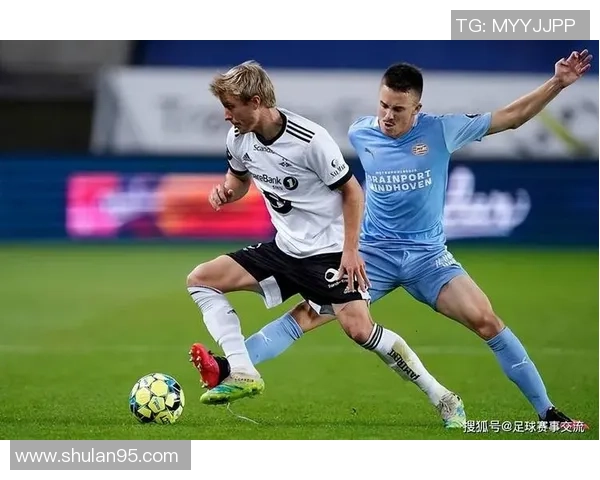 球星闪耀与技艺对决精彩纷呈 眩晕足球掀起新一轮足球革命